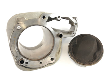 BMW R 1150 GS [2000] - cylinder with pistons on the left