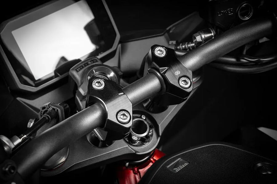 honda cb 750 hornet [GILLES TOOLING] – 2D.GT Lenkererhöhungen