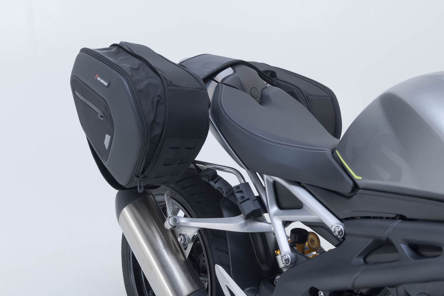 Triumph Speed Triple 1200 RR [2022-2025] - Ensemble de sacoches PRO BLAZE H avec protection EDGE et protection thermique – photo 5