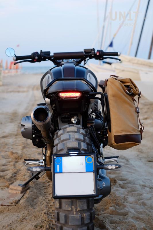 BMW R nineT 1200 Roadster [2014-2023] - Scram Seitentasche in Canvas 22L-30L + Hilfsrahmen der -Serie