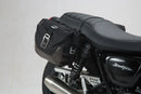 Triumph Street Twin 900 [SW-MOTECH] – Vista laterale LC del sistema di borse laterali Legend
