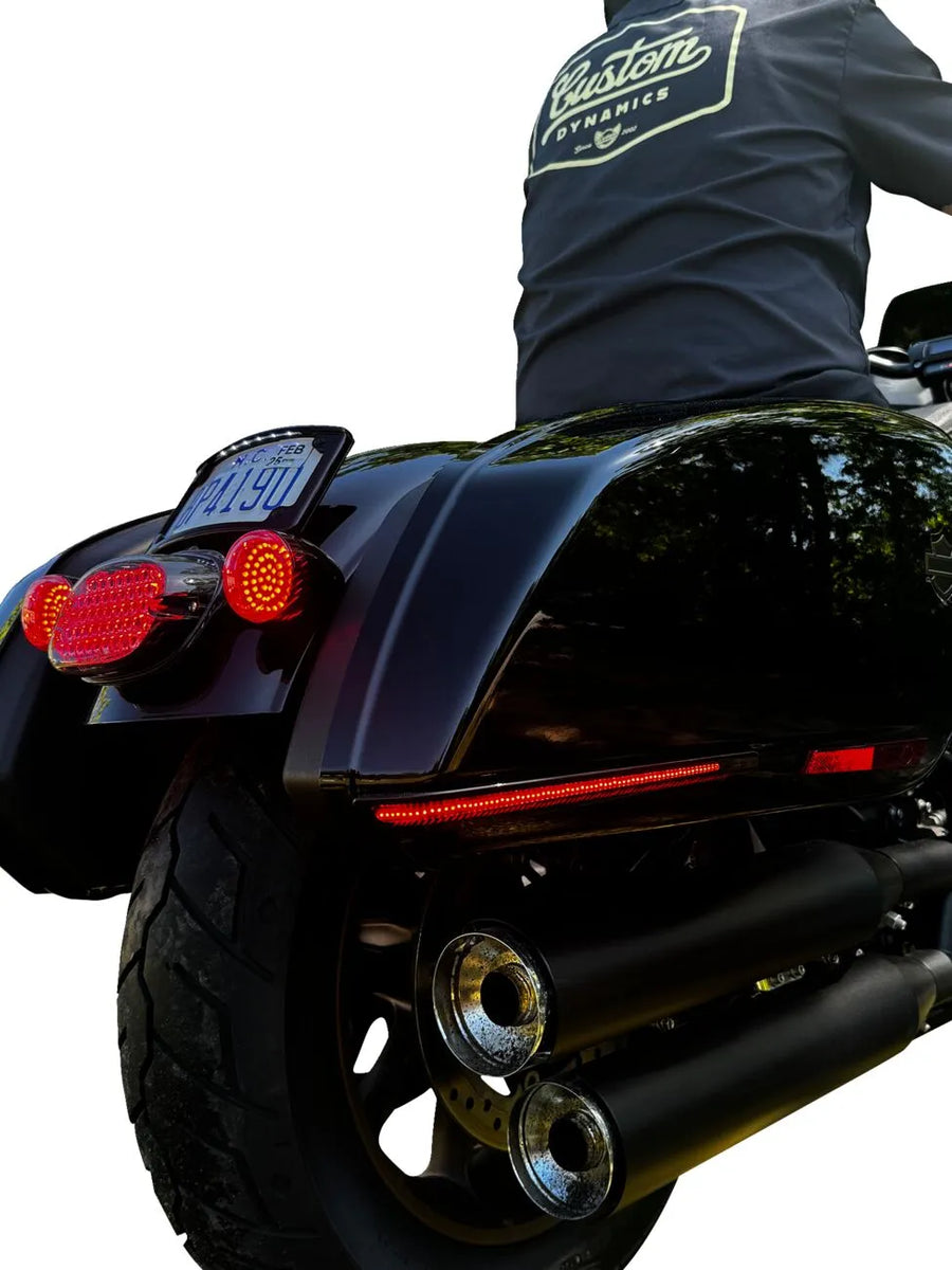 Harley Davidson fxlrst [CUSTOM DYNAMICS] – Luci a LED per borse laterali
