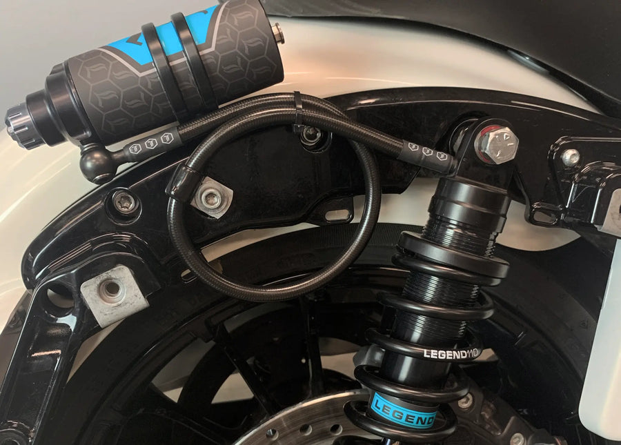 Harley-Davidson FLHX 1923 Street Glide 117 [2026] - REVO ARC Remote Reservoir External Mount - Image 4