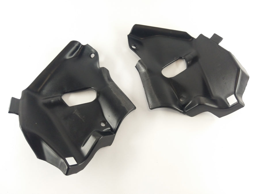 Triumph Trophy 1200 T300E [1996] - Cylinder cover cover left and right