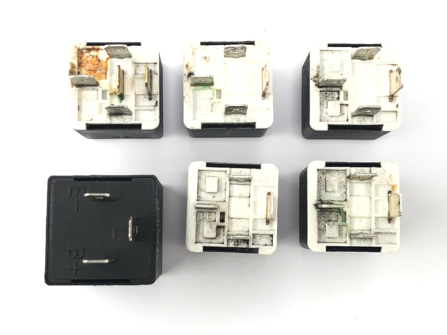 Triumph Sprint ST 1050 [2005] - Relay blinking providers are bundle