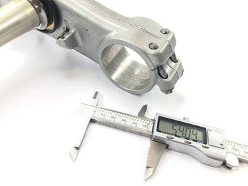 Honda CBR 1000 RR SC57 [2006] - albero sterzo ponte sterzo inferiore forcella - 0