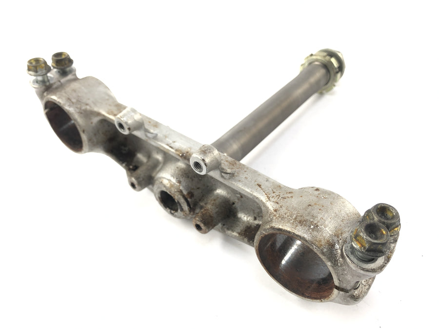 Honda NX 650 RD02 [1989] - fork bridge below