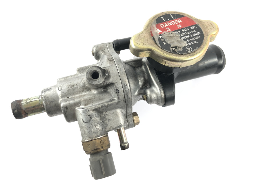 Honda VTX 1800 SC46 [2004] - Thermostat cooling water distributor coolant connection
