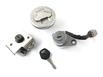 Suzuki VZ 1500 WVCU [2011] - Lock set ignition lock locking system tank cap kit