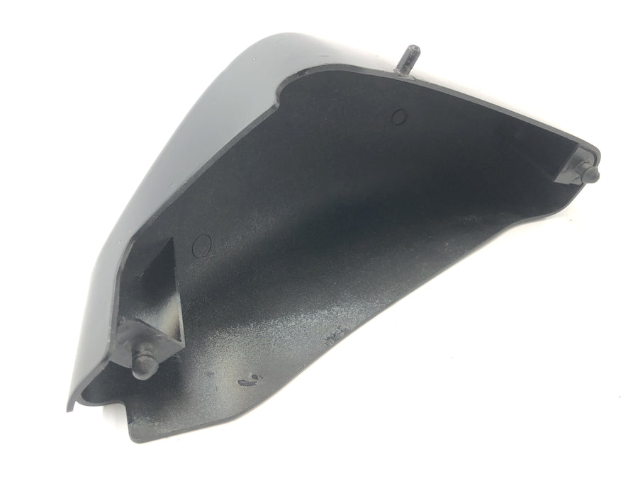 Suzuki VZ 1500 WVCU [2011] - Side cover cover side panel left Cover Side L
