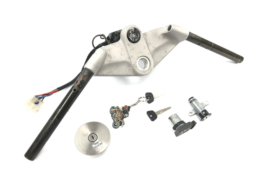 Yamaha GTS 1000 4FV [1997] - fork bridge with handlebar stub ignition lock lock set with tank cap