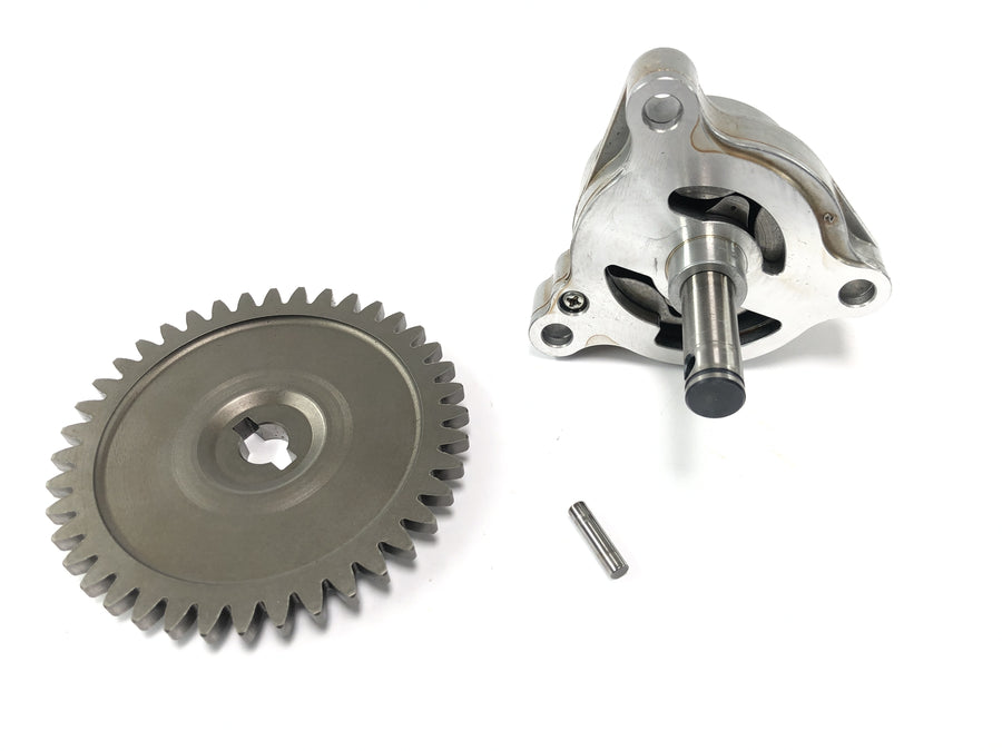 Suzuki VZ 1500 WVCU [2011] - Oil pump with gear