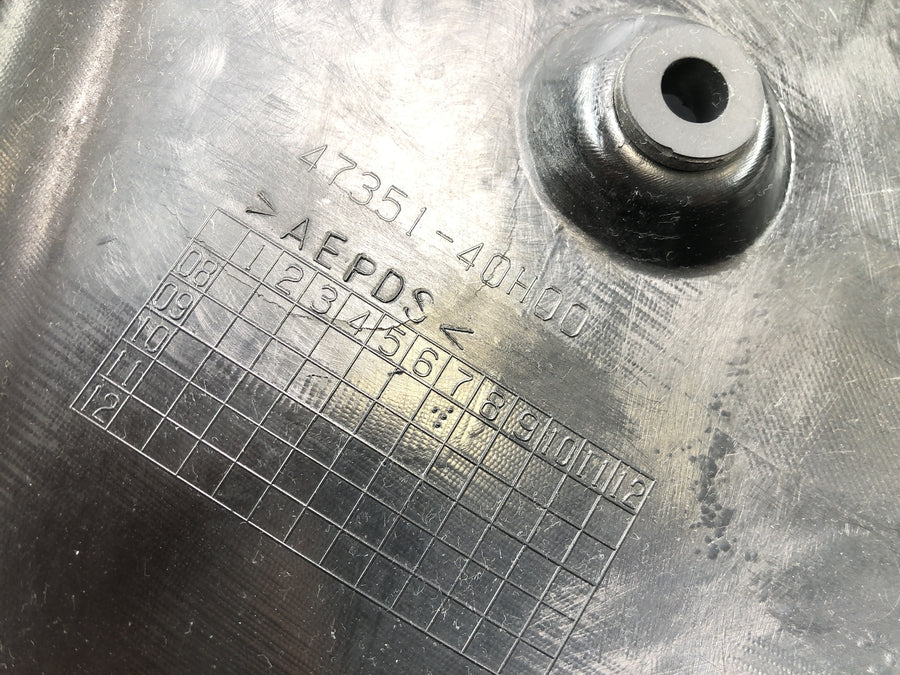 Suzuki VZ 1500 WVCU [2011] - steering head cover left and right