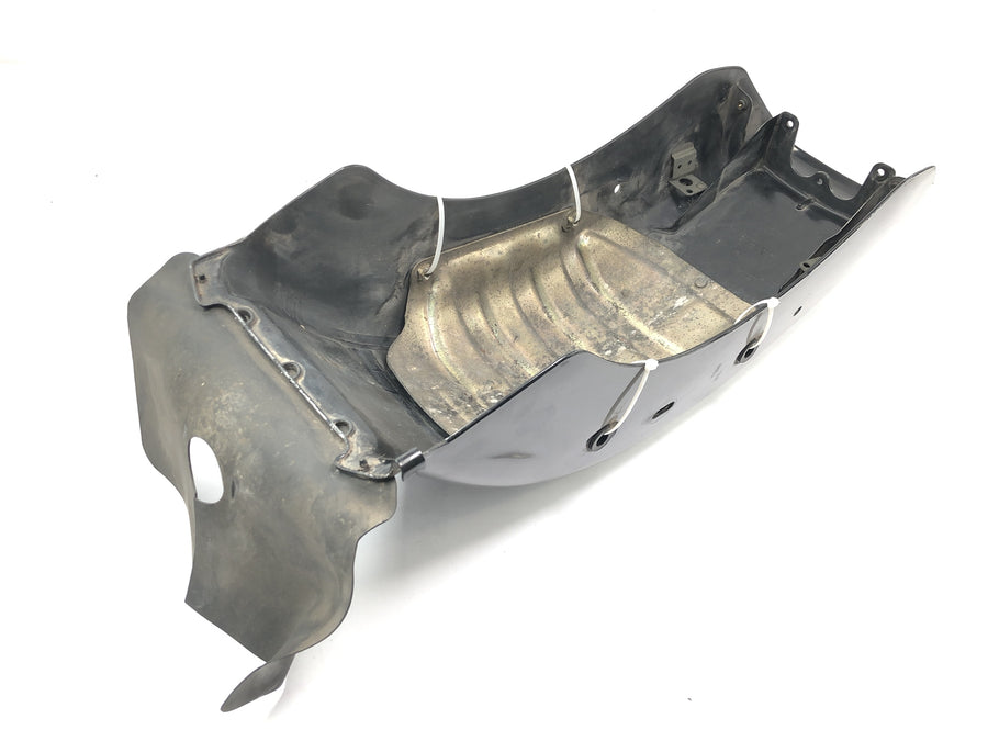 Yamaha XVS 650 Drag Star VM03 [2001] - Kot Wing sul foglio di protezione del parafango posteriore