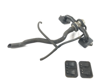 Kawasaki ZRX 1200 S ZRT20A [2001] - Secondary air system air valves hose lines - 0