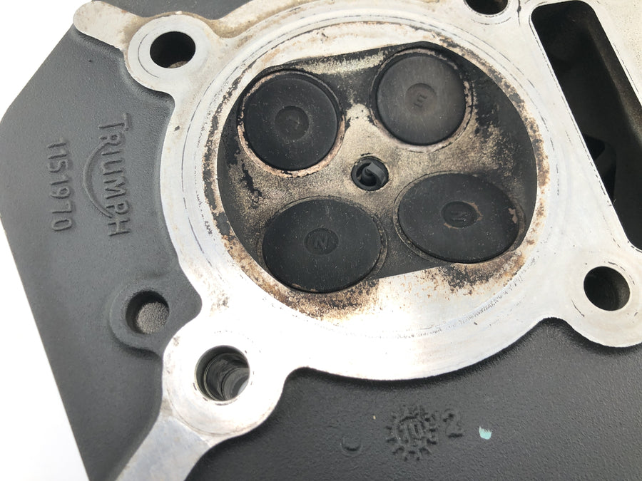 Triumph Bonneville T100 986MF [2012] - Controllo della valvola della testata della valvola della testata