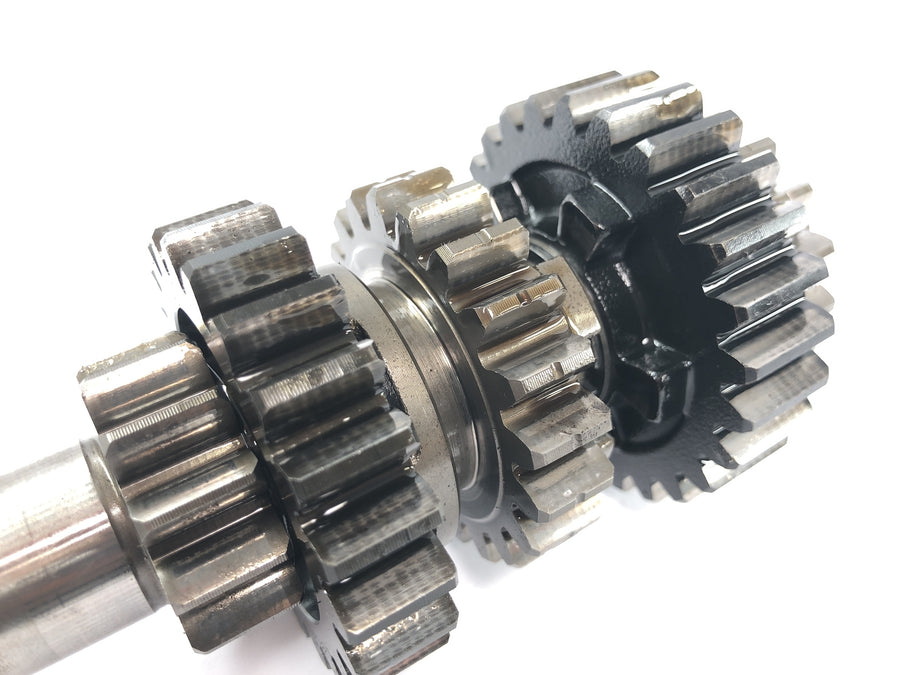 Yamaha MT 03 RM02 [2007] - Transmission transmission shafts shift shafts gear package inside