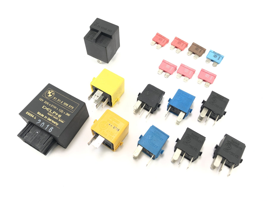 BMW R 1150 R R21 [2003] - relay fuses are convolidated