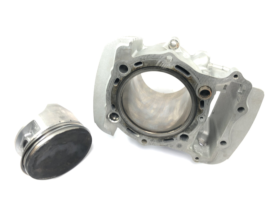 Kawasaki VN 1600 Classic VNT60A [2007] - Cilindro con pistone posteriore