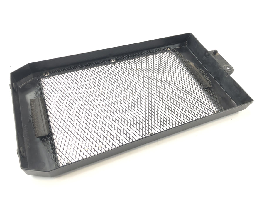 Suzuki VZ 1500 WVCU [2011] - Couvercle de grille de protection de calandre