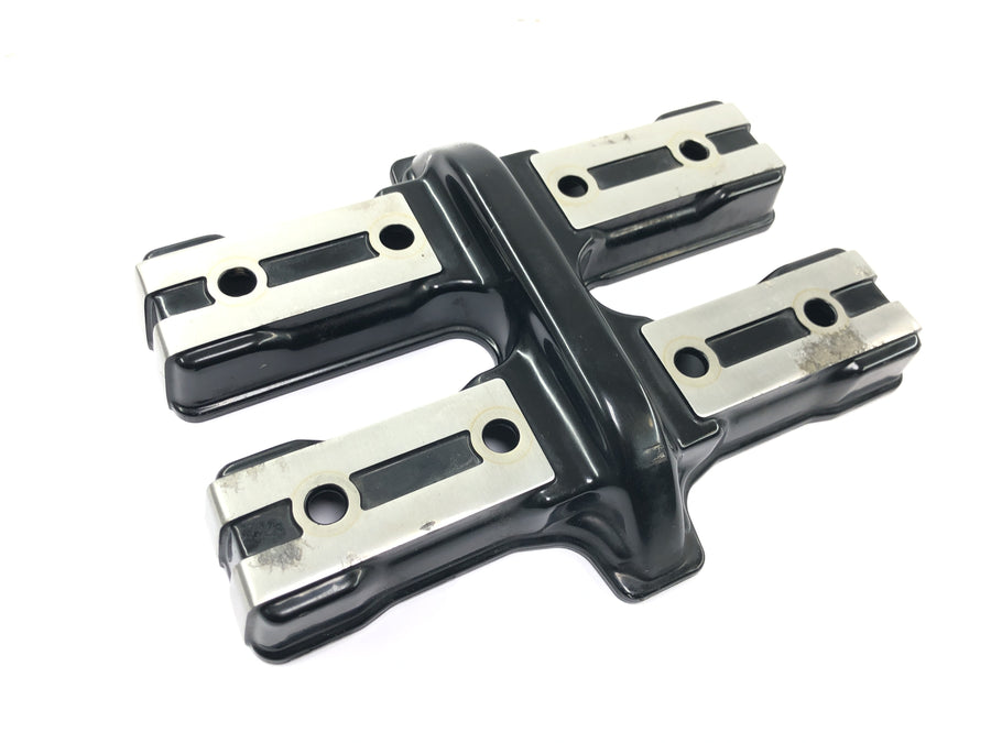 Yamaha V Max 1200 2LT [1998] - Front valve cover