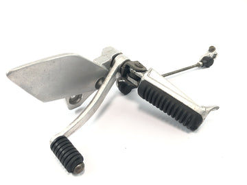 Yamaha XJR 1200 4PU [1996] - Driver's footrest on the left with shift pedal and linkage - 0