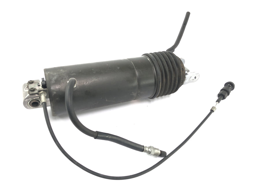 Honda CBX 750 RC17 [1984] - Spring shock absorber behind showa