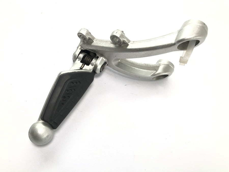 Benelli TNT 1130 [2009] - Système repose-pieds repose-pieds droit