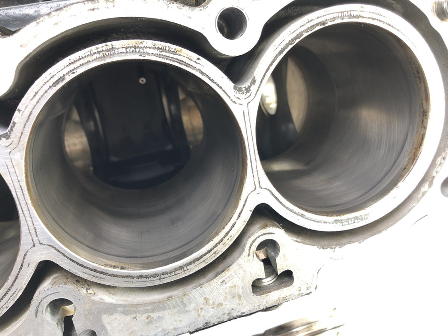 BMW K 1300 R K12S [2014] - Alloggi per alloggi per motori con pistoni