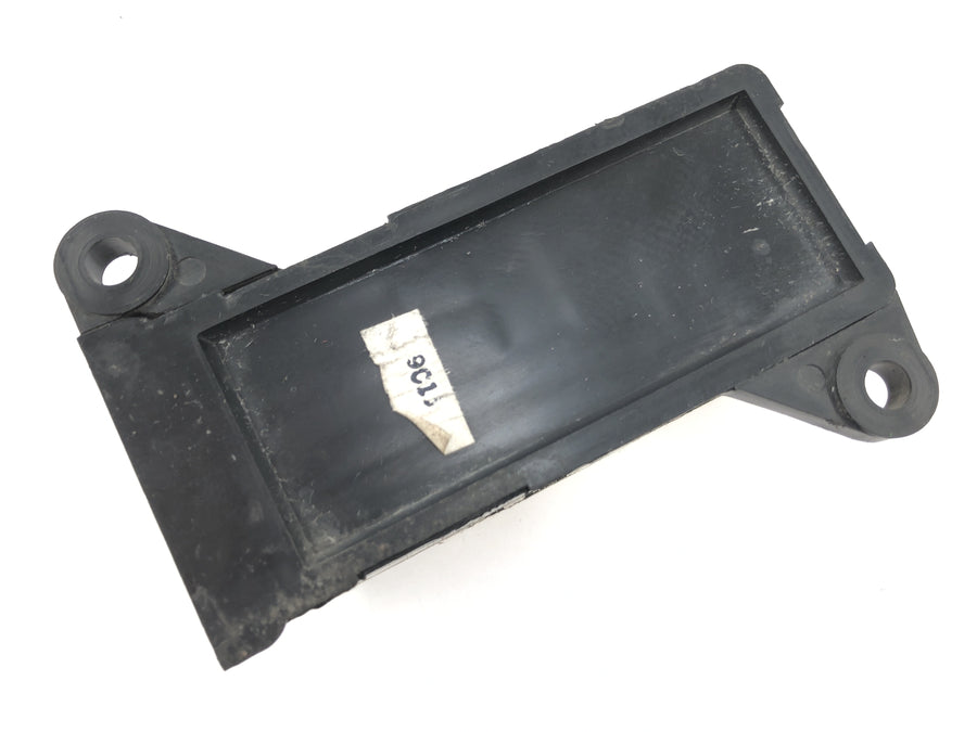 Suzuki GSX R 1100 GV73B [1990] - fuse box safety box