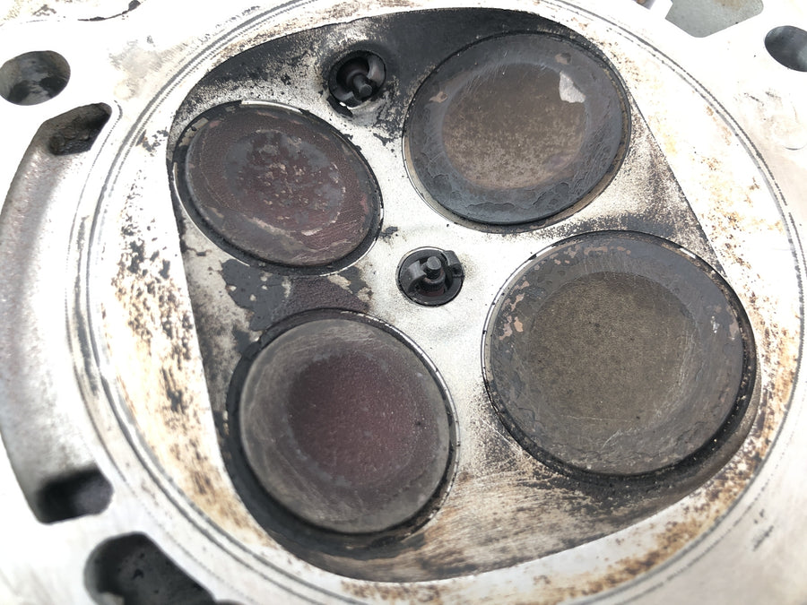 BMW R 1200 R R1ST [2008] - Cylinder head left valve control