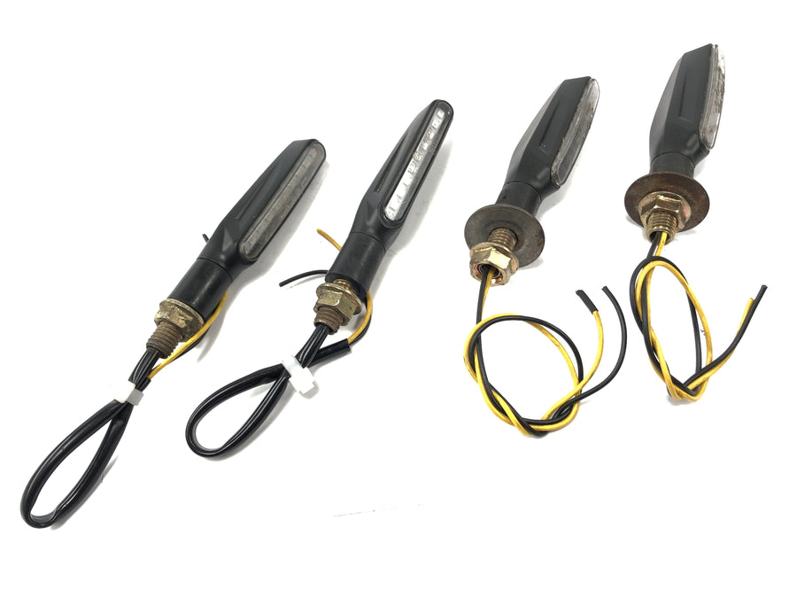 Yamaha YZF R1 RN09 [2003] - Set di set di segnali di direzione Blinker LED