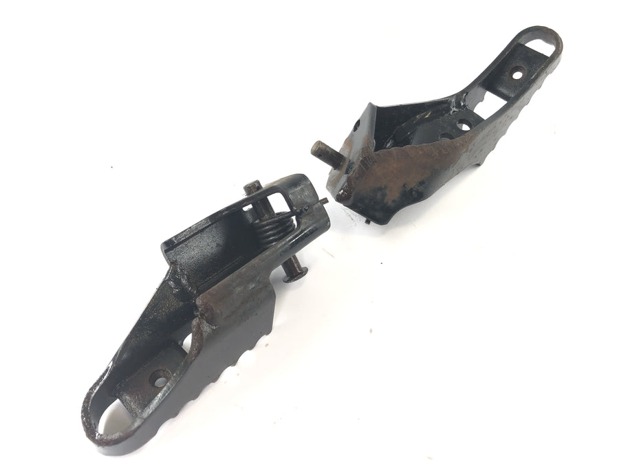Honda NX 650 RD08 [1995] - Footrest drivers Freebret footrests at the back