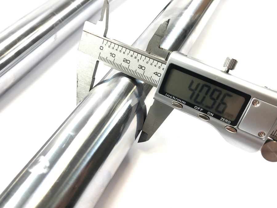 Suzuki GSX R 1100 GU74C [1987] - Forcella anteriore telescopica con perno 41 mm