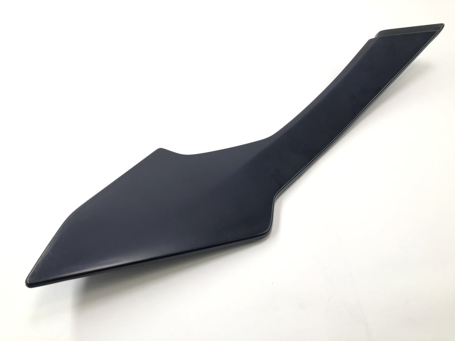 Aprilia RST 1000 Futura [2002] - Side cladding on the left side of the seat side panel