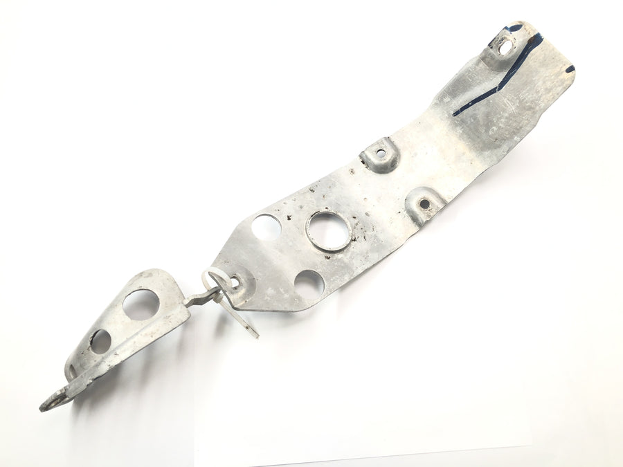 Yamaha YZ 426 F [2000] - Protection anti-encastrement de la plaque de protection moteur