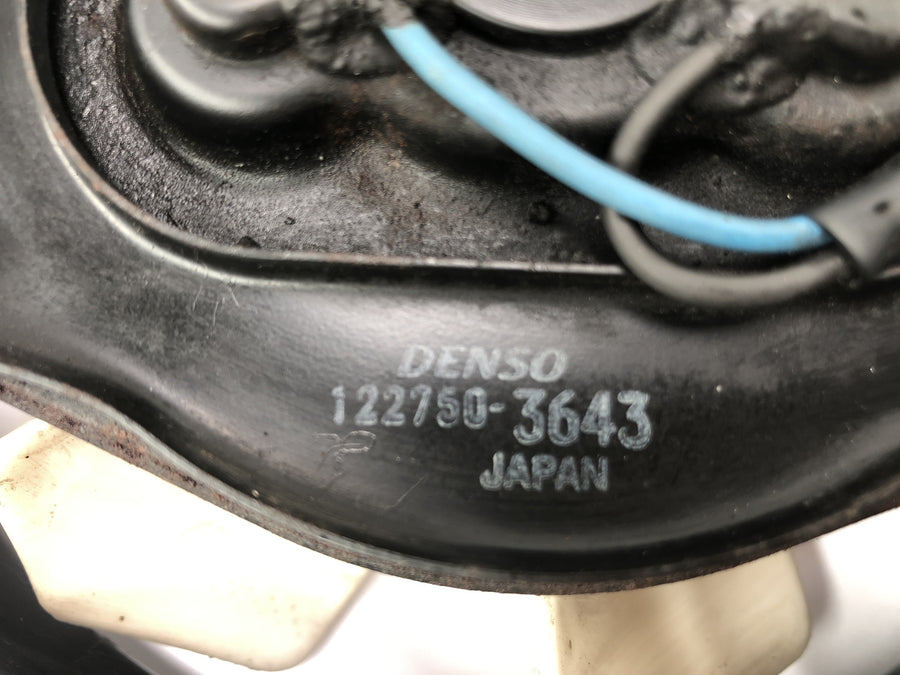 Triumph Daytona 955i T595N [2003] - cooler fan fan engine
