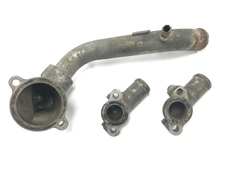 Honda ST 1100 SC26 Pan European [1990] - Coolant flanges cooling water pipe