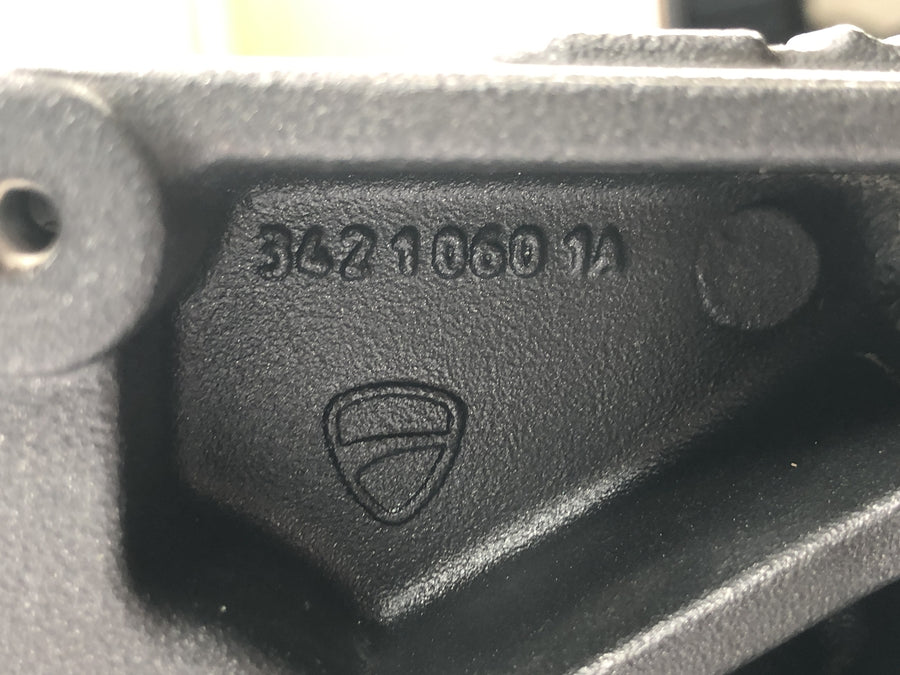 Ducati Multistrada 1200 S Touring [2009] - collier de fourche inférieur