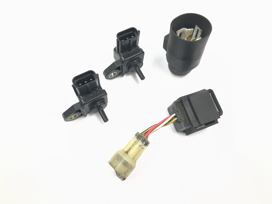 Kawasaki VN 1500 Mean Streak VN50T [2005] - Electronic parts bundle MAP sensor vacuum sensor