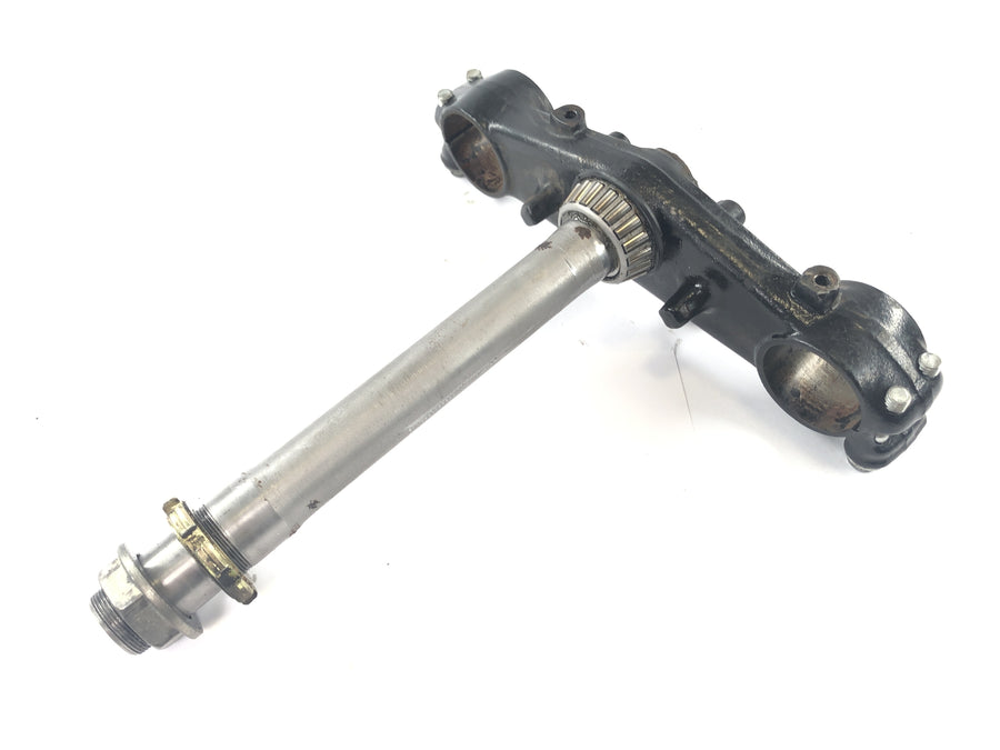 Honda NX 650 RD08 [1995] - Fork Bridge en dessous du guidon