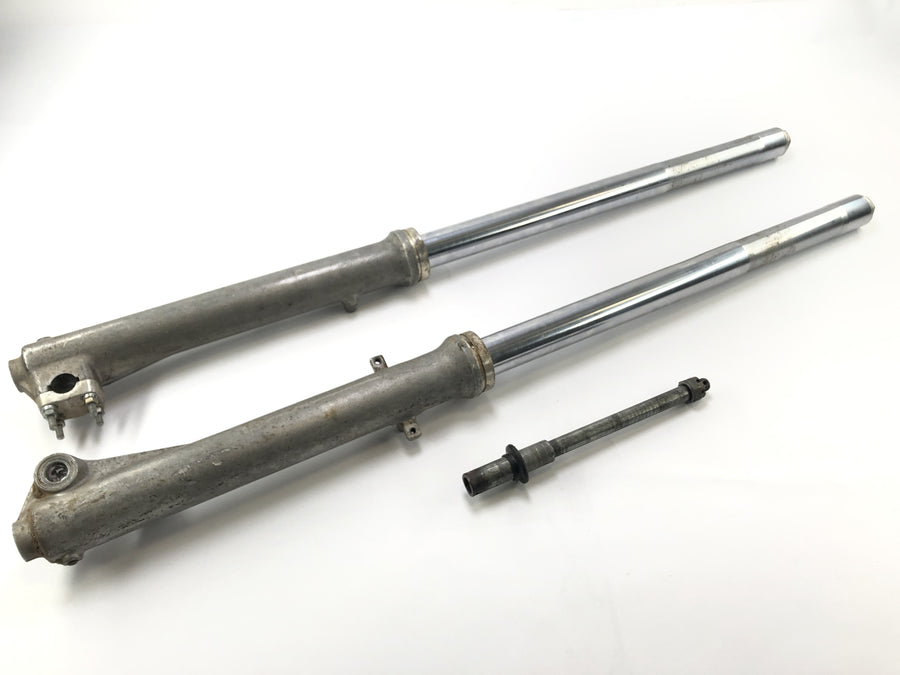 Yamaha XT 500 1U6 [1981] - forcella di sospensione Telegabel Fork con asse