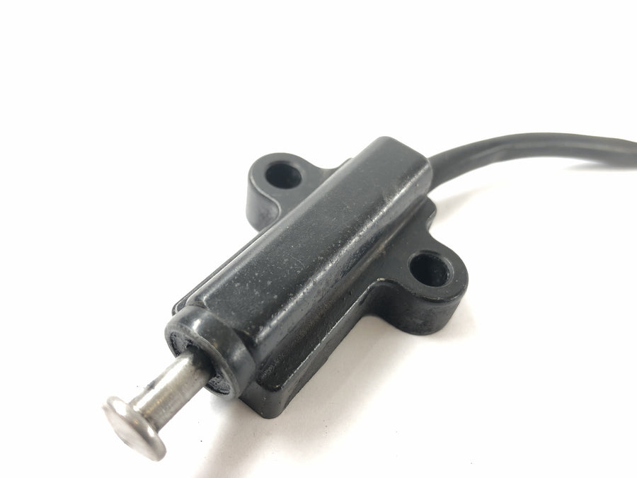 Suzuki Bandit 1200 Gv75a [1998] - Switch Stand Side