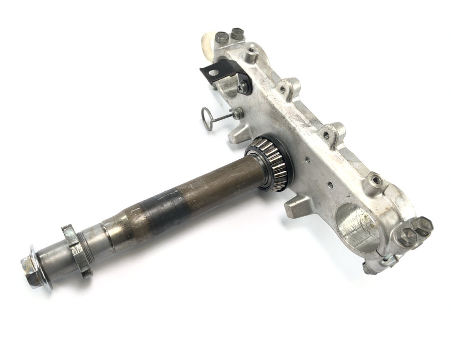 Yamaha XT 600 43F [1985] - fork bridge below control head