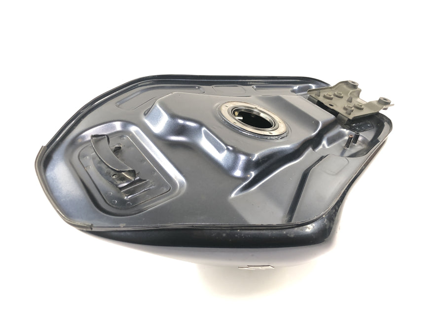 Suzuki GSF 1250 SA Bandit WVCH [2007] - Petrol tank fuel tank tank container with dent