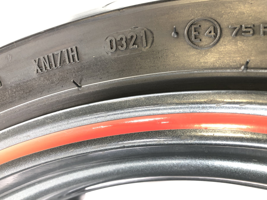 Aprilia SL 1000 Falco PA [2000] - RIM della ruota posteriore 6,00 xne da 17 pollici 180/55 ZR17 Metzeler