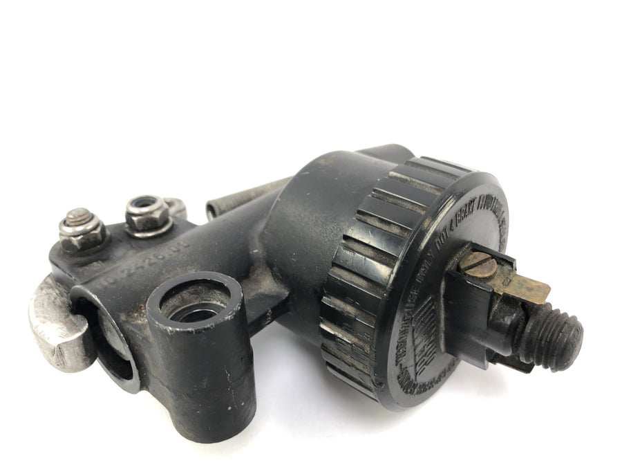 Moto Guzzi V 1000 VG [1980] - Rear brake pump