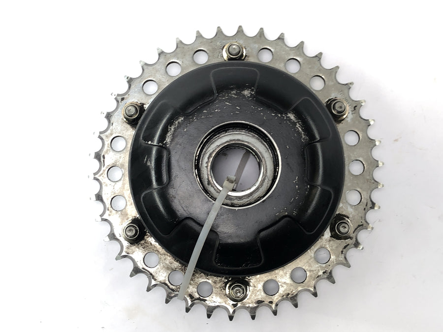 Triumph Sprint ST 1050 [2005] - chain wheel sprocket with chain wheel carrier