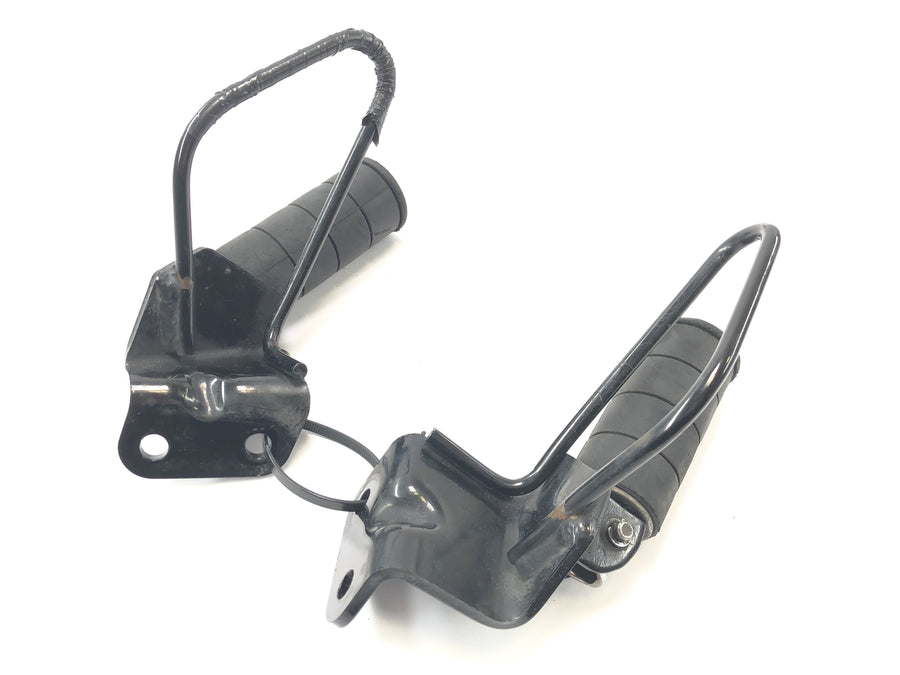 Suzuki VZ 1500 WVCU [2011] - Beifahrerfußrasten Soziusrasten mit Halter links und rechts