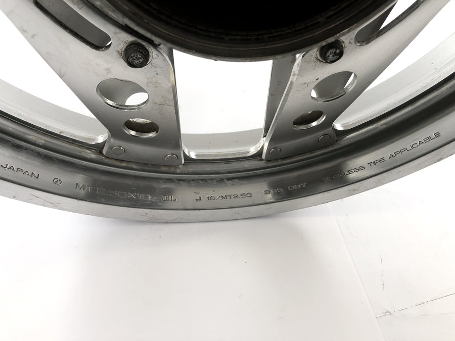 Honda XBR 500 PC15 [1989] - front wheel rim wheel in front